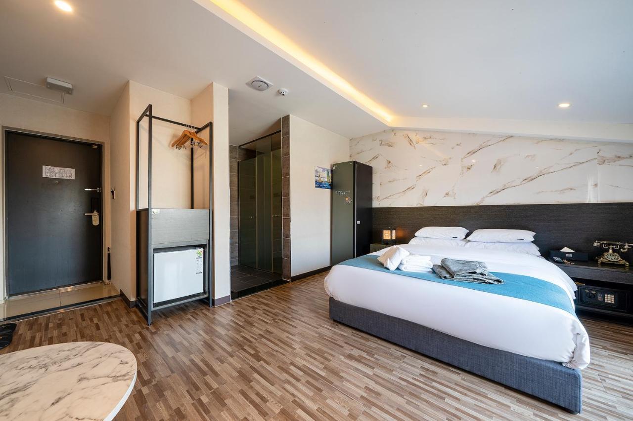 Suwon Dono1796 Hotel Bagian luar foto