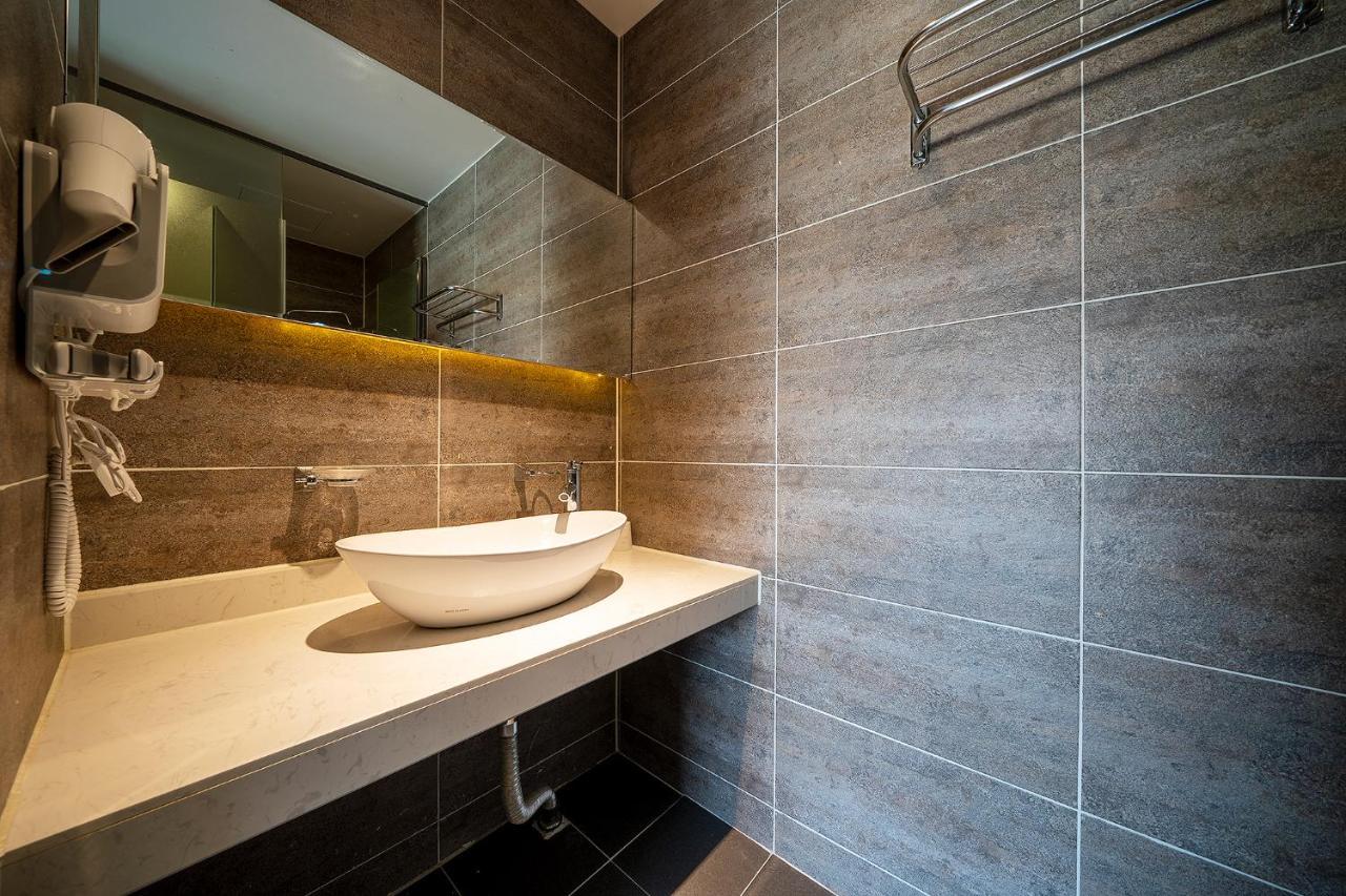 Suwon Dono1796 Hotel Bagian luar foto