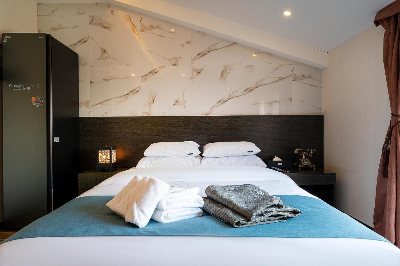 Suwon Dono1796 Hotel Bagian luar foto