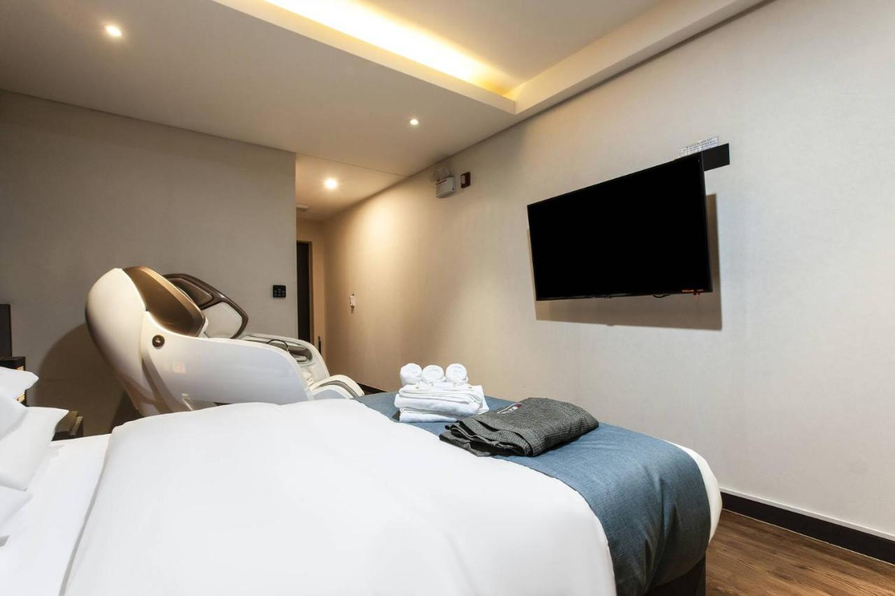 Suwon Dono1796 Hotel Bagian luar foto