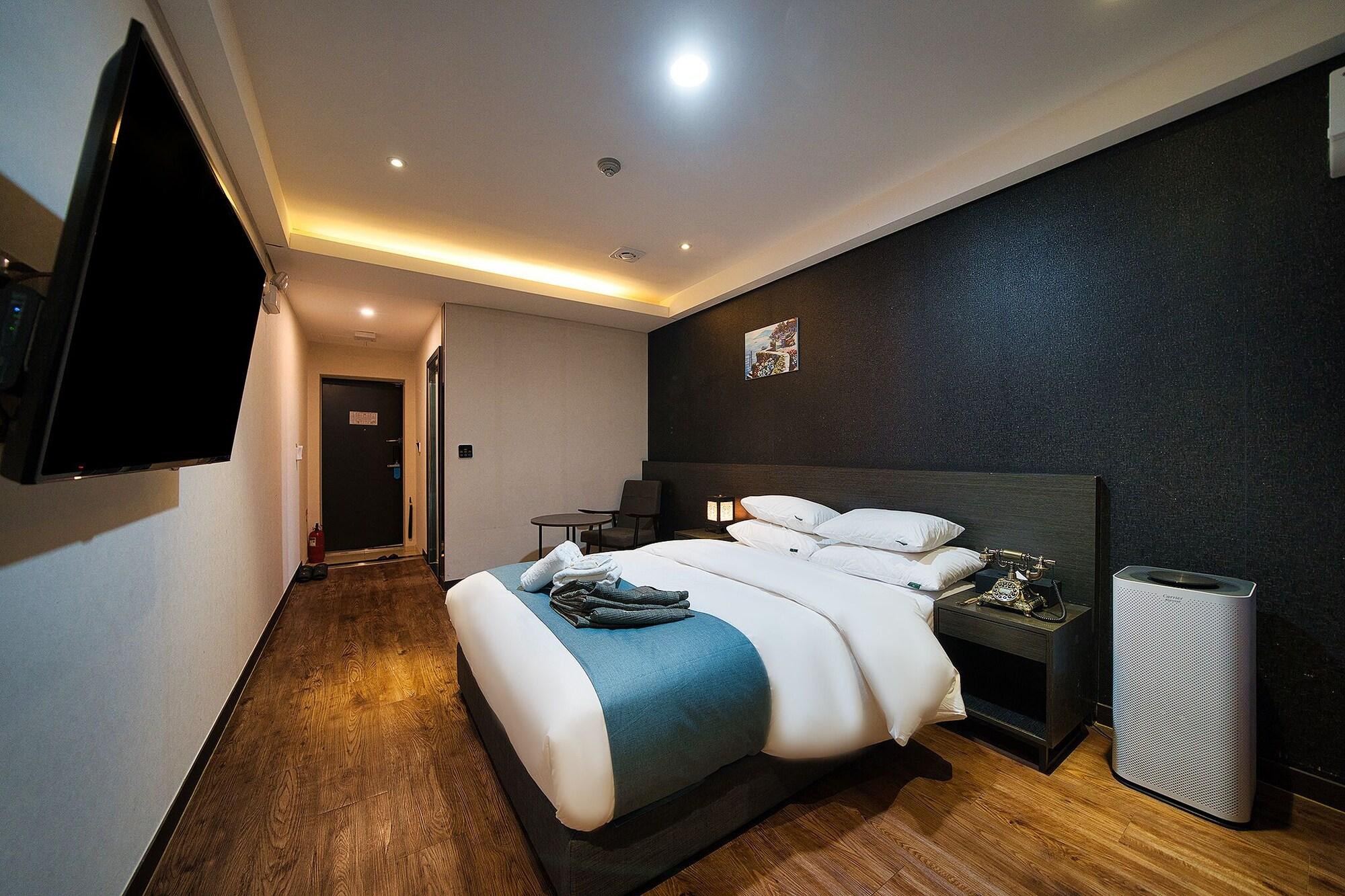 Suwon Dono1796 Hotel Bagian luar foto