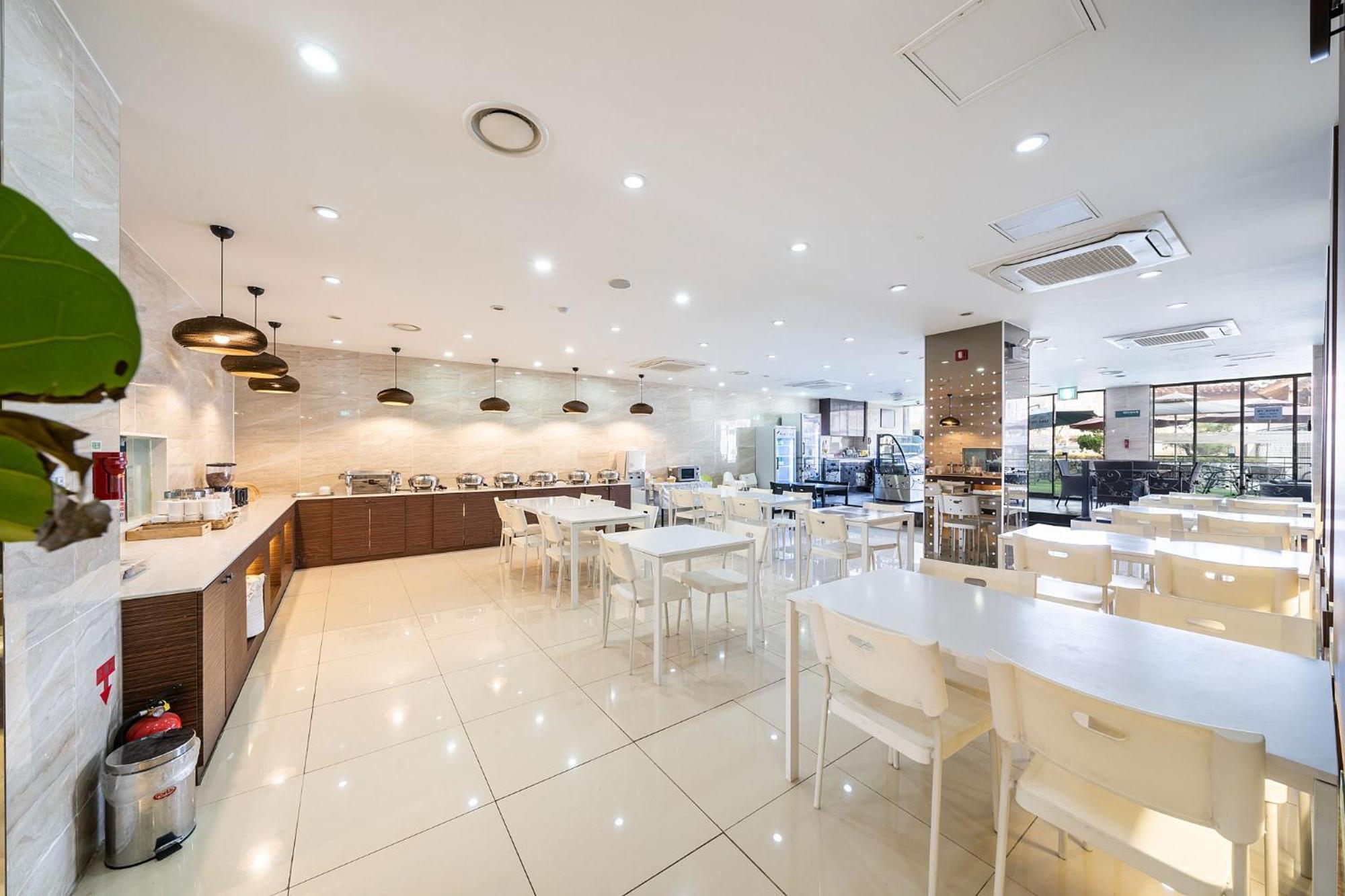 Suwon Dono1796 Hotel Bagian luar foto