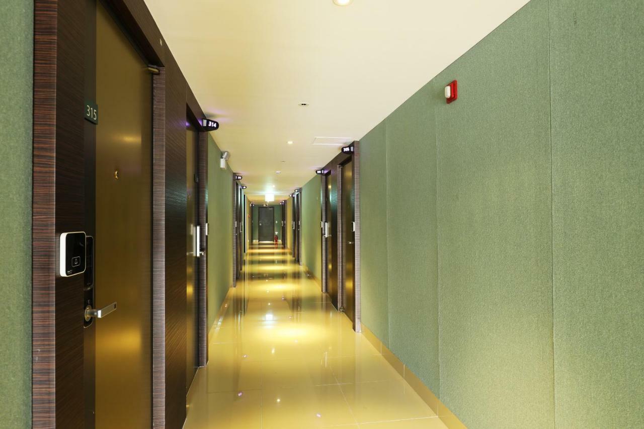 Suwon Dono1796 Hotel Bagian luar foto